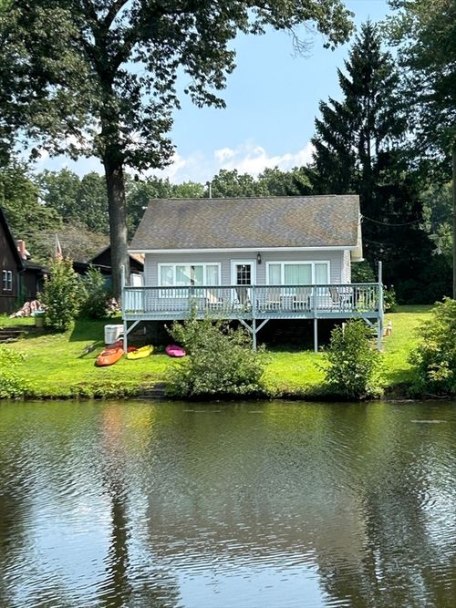 153 Cottage Rd, Enfield, CT, 06082-2208 | Card Image