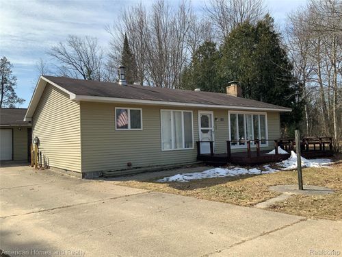 1088 Bluetick Ln, Saint Helen, MI, 48656-9436 | Card Image