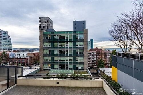apt-804-2201 3rd Ave, Seattle, WA, 98121-2004 | Card Image