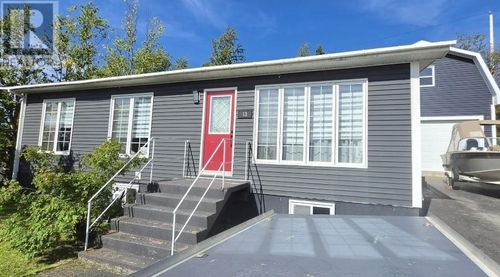 13 Gilbert Ave, Wabush, NL, A2V | Card Image