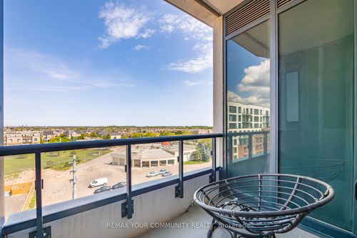 607-2450 Old Bronte Rd, Oakville, ON, L6M5P6 | Card Image