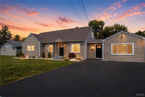 406 Drexler St, Liverpool, NY, 13088-6528 | Card Image