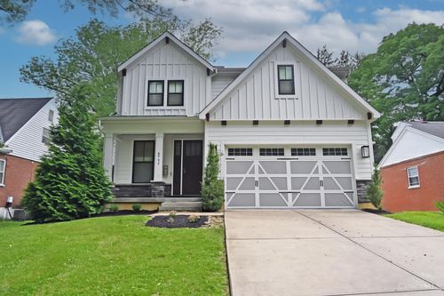 3743 Grovedale Pl, Cincinnati, OH, 45208 | Card Image