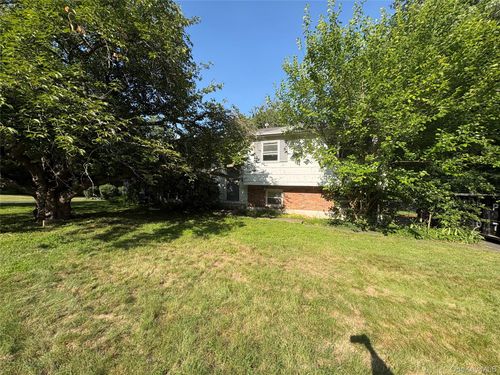 35 East Street, Clarkstown, NY, 10994 | Card Image
