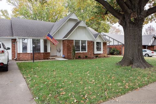 10905 S 85th East Ave, Tulsa, OK, 74133-7306 | Card Image