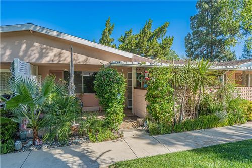 19228 B Avenue Of The Oaks, Newhall, CA, 91321-4712 | Card Image