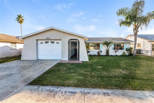 3214 Jackson Dr, HOLIDAY, FL, 34691-3335 | Card Image