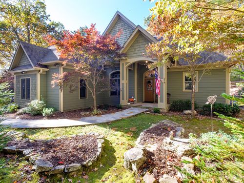674 Soquili Dr, Brevard, NC, 28712-7497 | Card Image