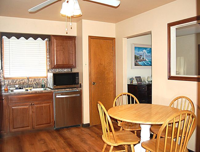 Kitchen | Image 8