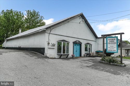 2060 Newark Rd, LINCOLN UNIVERSITY, PA, 19352-1317 | Card Image