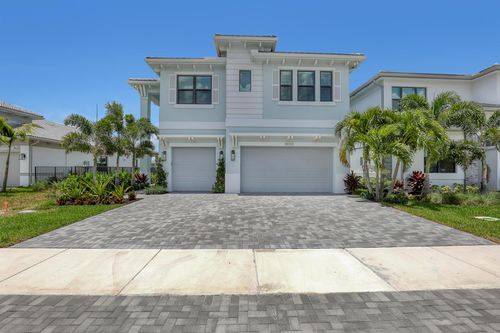 10033 Heron Flock Dr, Palm Beach Gardens, FL, 33412-2960 | Card Image