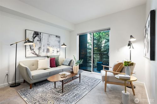 w205-1410 E Pine St, Seattle, WA, 98122-4097 | Card Image