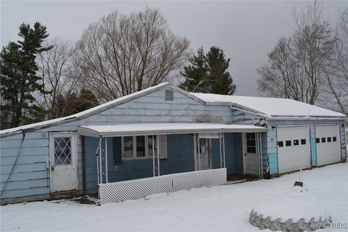 6440 Knowlesville Rd, Oakfield, NY, 14125-9757 | Card Image