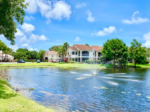 7-102-815 W Boynton Beach Blvd, Boynton Beach, FL, 33426-3665 | Card Image