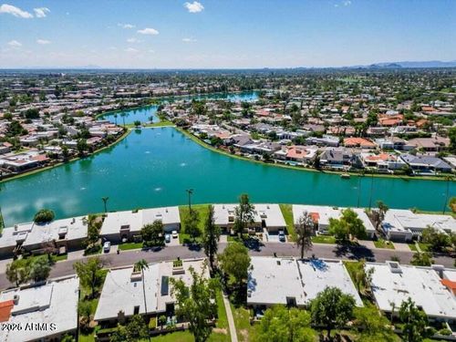 8166 E Del Caverna Dr, Scottsdale, AZ, 85258-2360 | Card Image