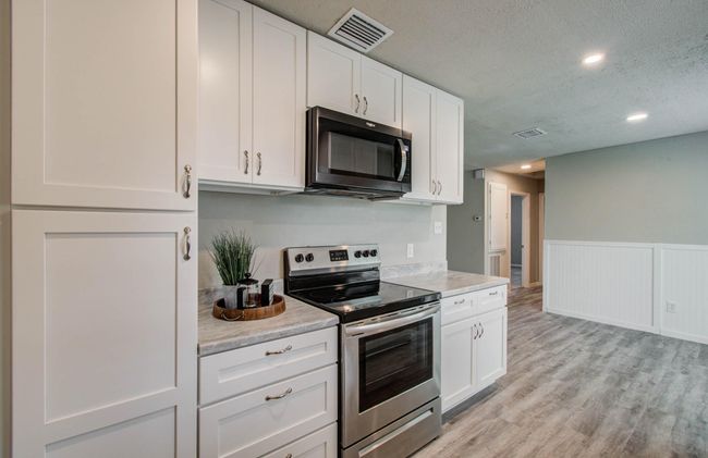 16794 Ardmore St, House other with 3 bedrooms, 2 bathrooms and null parking in Conroe TX | Image 16