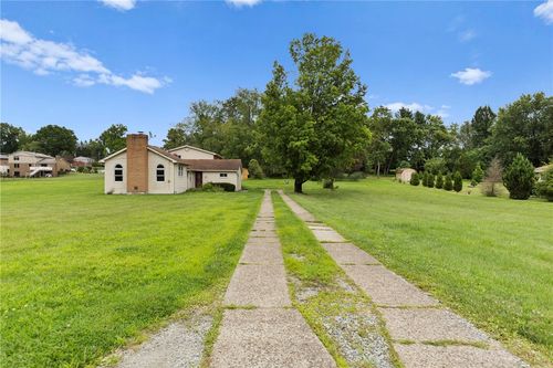 2619 Linda Dr, Murrysville, PA, 15668-1615 | Card Image