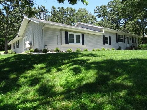 506 W South St, Nevada, MO, 64772-3259 | Card Image