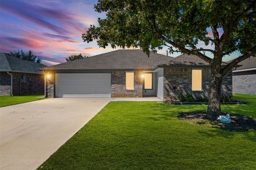 6525 Brooks Dr, Temple, TX, 76502-6300 | Card Image