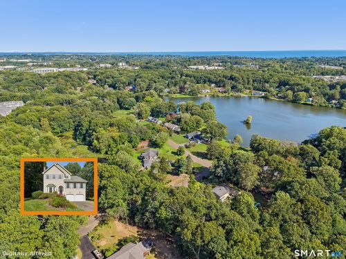 285 Mallard Dr, Orange, CT, 06477-3516 | Card Image