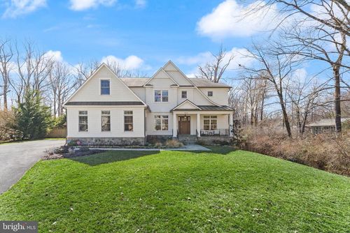 8621 Mchenry St, VIENNA, VA, 22180-6839 | Card Image