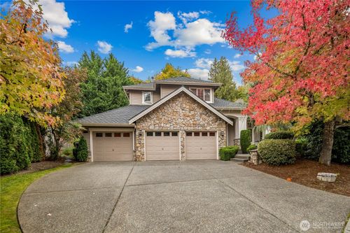 19618 Ne 44th Pl, Sammamish, WA, 98074-4654 | Card Image