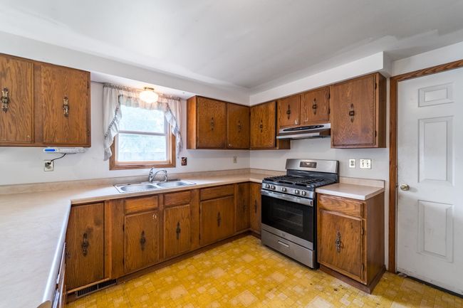 204 E Walnut St, House other with 3 bedrooms, 2 bathrooms and null parking in SPENCER WI | Image 24