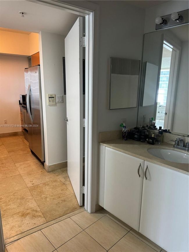 APT-4109 - 1750 N Bayshore Dr, Condo with 1 bedrooms, 1 bathrooms and null parking in Miami FL | Image 10