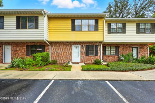 504 Kettering Way, Orange Park, FL, 32073-5876 | Card Image