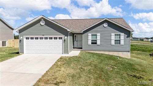 149 Colton Jesse Dr, Winfield, MO, 63389-3674 | Card Image