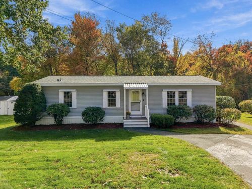 20 Amy Ln, Hampstead, NH, 03841-2247 | Card Image