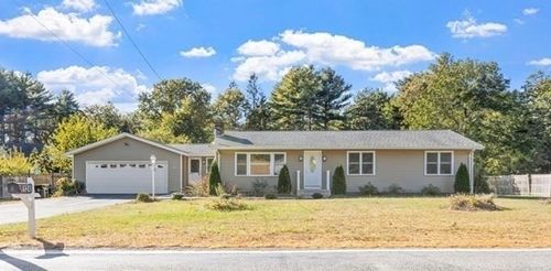 124 Lake St, Bellingham, MA, 02019-2141 | Card Image