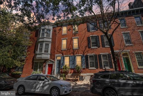 2215 Pine St, PHILADELPHIA, PA, 19103-6515 | Card Image