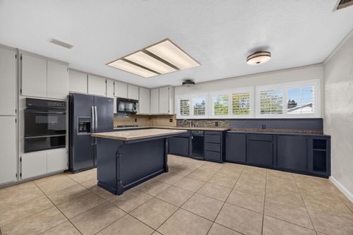 8727 Santa Ridge Circle, Elk Grove, CA, 95624 | Card Image