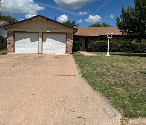 909 Harwell St, Abilene, TX, 79601-4611 | Card Image