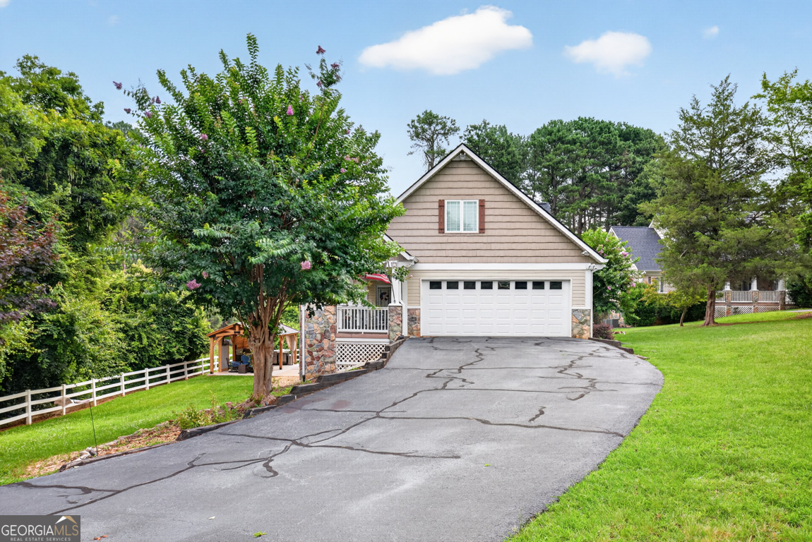 Residential in Hartwell