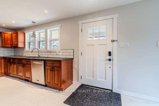 667287 20 Sideroad, House other with 2 bedrooms, 1 bathrooms and 6 parking in Mulmur ON | Image 8