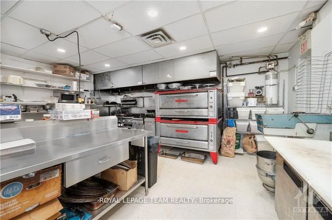 2858 Munster Rd, Home with 0 bedrooms, 0 bathrooms and null parking in Munster ON | Image 22