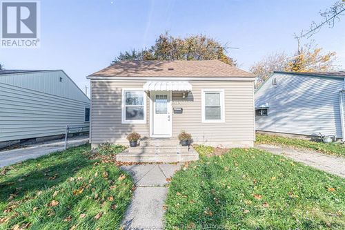 3660 Mulford, Windsor, ON, N9C1W9 | Card Image