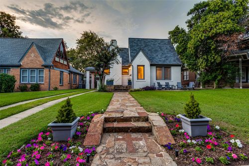 5219 Goodwin Ave, Dallas, TX, 75206-6206 | Card Image