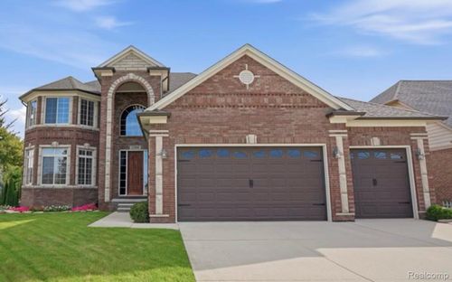 52908 Harmony Dr, Macomb, MI, 48042-3714 | Card Image