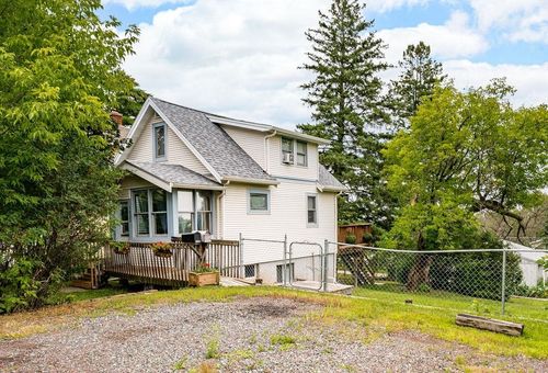 1022 E 11th St, Duluth, MN, 55805 | Card Image