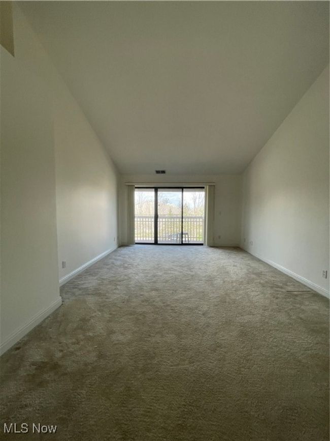 APT-110C - 3800 Rosemont Blvd, Condo with 2 bedrooms, 2 bathrooms and null parking in Fairlawn OH | Image 11