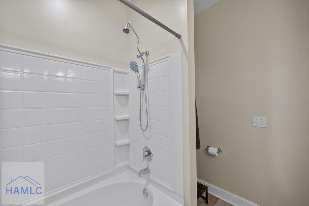 Residential in Allenhurst 4