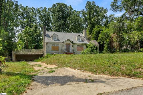 220 Riverside Drive, Greenville, SC, 29605 | Card Image