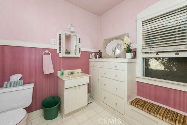 Large bathroom | Image 27