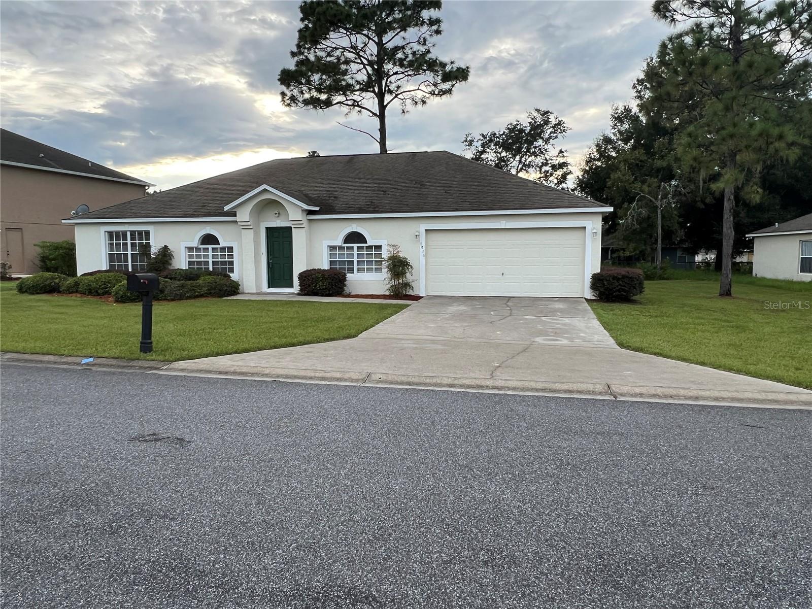 62nd Loop, Ocala, FL 34472