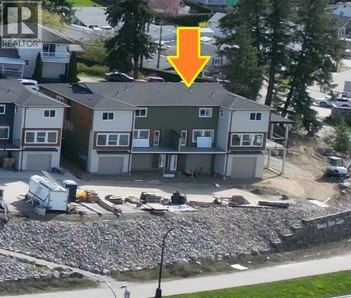 37-981 12 St Se, Salmon Arm, BC, V1E2C8 | Card Image