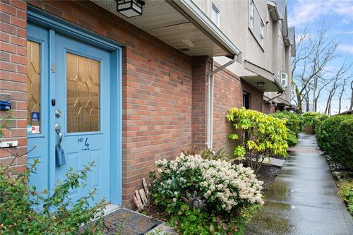 4-108 Dallas Rd, Victoria, BC, V8V1A3 | Card Image