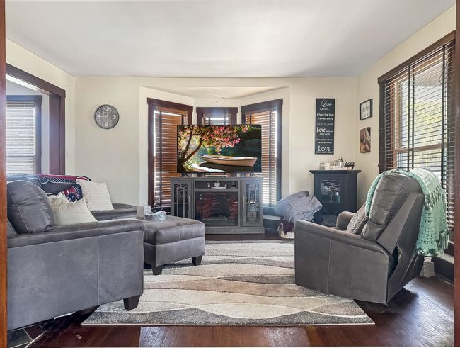Family Room | Image 13